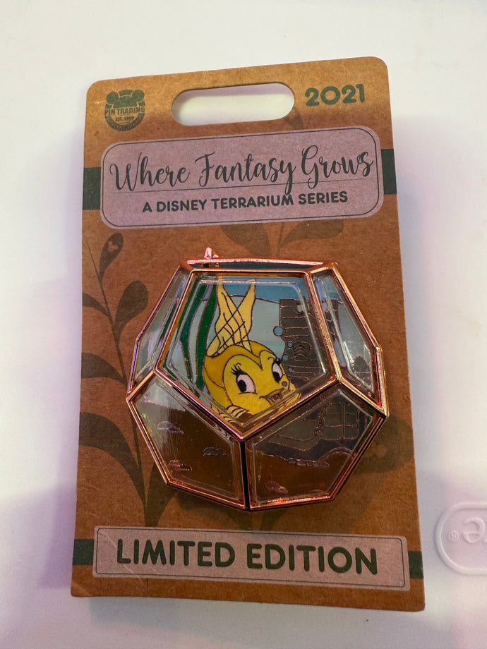 Cleo Where Fantasy Grows Terrarium Limited Edition Pin New on Card