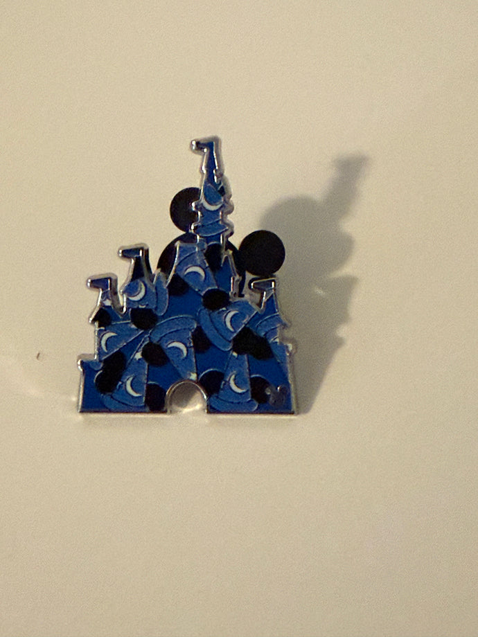 Sorcerer Hat Castle Hidden Disney Pin