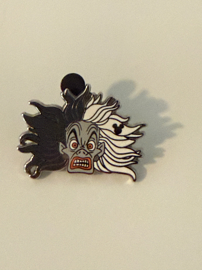 Cruella Hidden Disney Pin