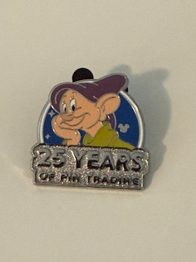 Dopey 25 Years of Pin Trading Hidden Disney Pin