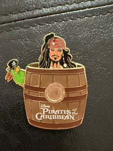 Missing Piece of History/Broken Pin Pirates of the Caribbean Jack Sparrow LE2000 Piece of History Pin