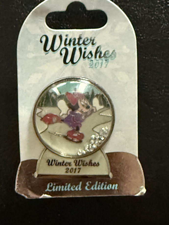 Minnie Mouse Winter Wishes 2017 Limited Edition Pin New on Card