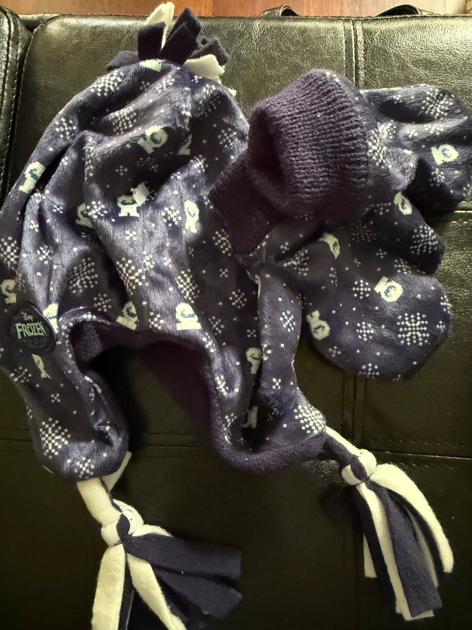 Frozen Marshmallow Infant Hat and Mitten Set New with Tags
