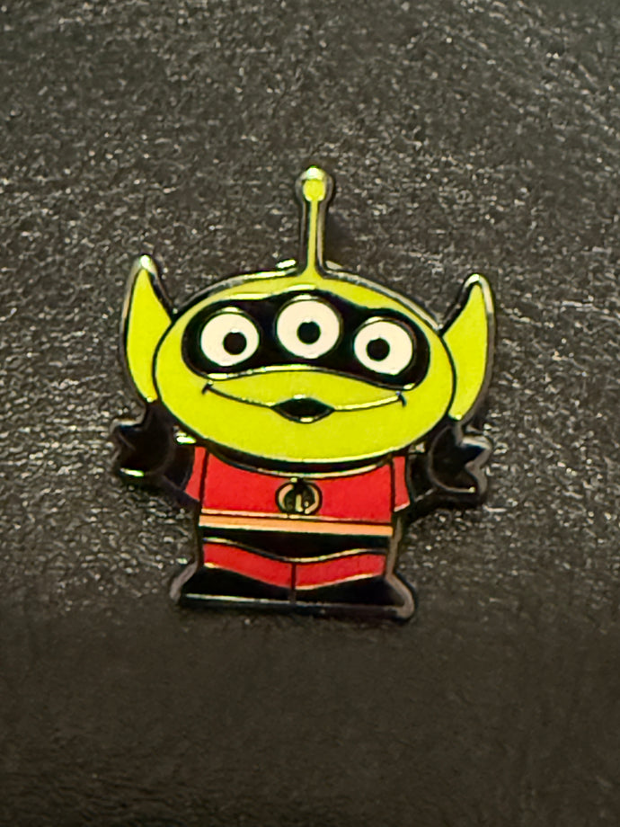 Alien Remix The Incredibles Loungefly Pin