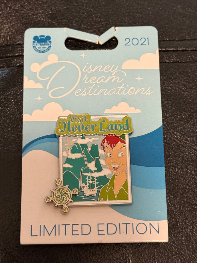 Peter Pan Visit Neverland Limited Edition Pin New on Card
