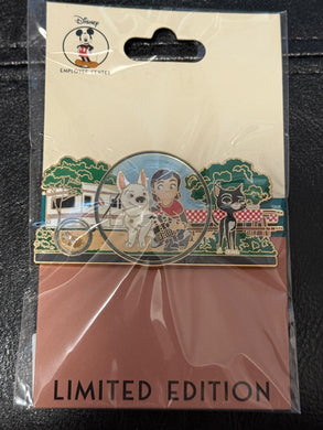 Bolt Limited Edition 250 Snow Globe Pin New on Card