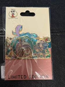 Raya and the Last Dragon Snow Globe Limited Edition 250 Pin New on Card