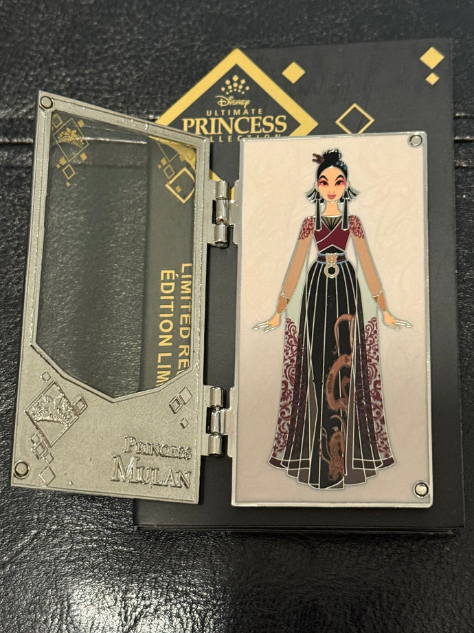 Mulan Designer Princess Limited Release Pin New on Card