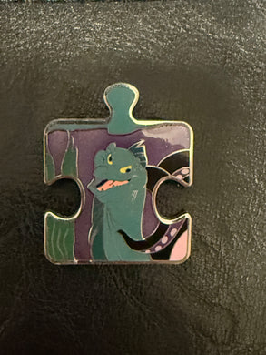 Flotsam Limited Edition Character Connection Puzzle Pin