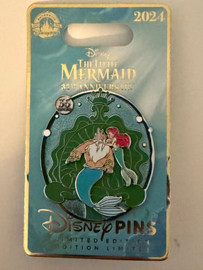 Ariel and King Triton 35 Years Limited Edition Pin New on Card