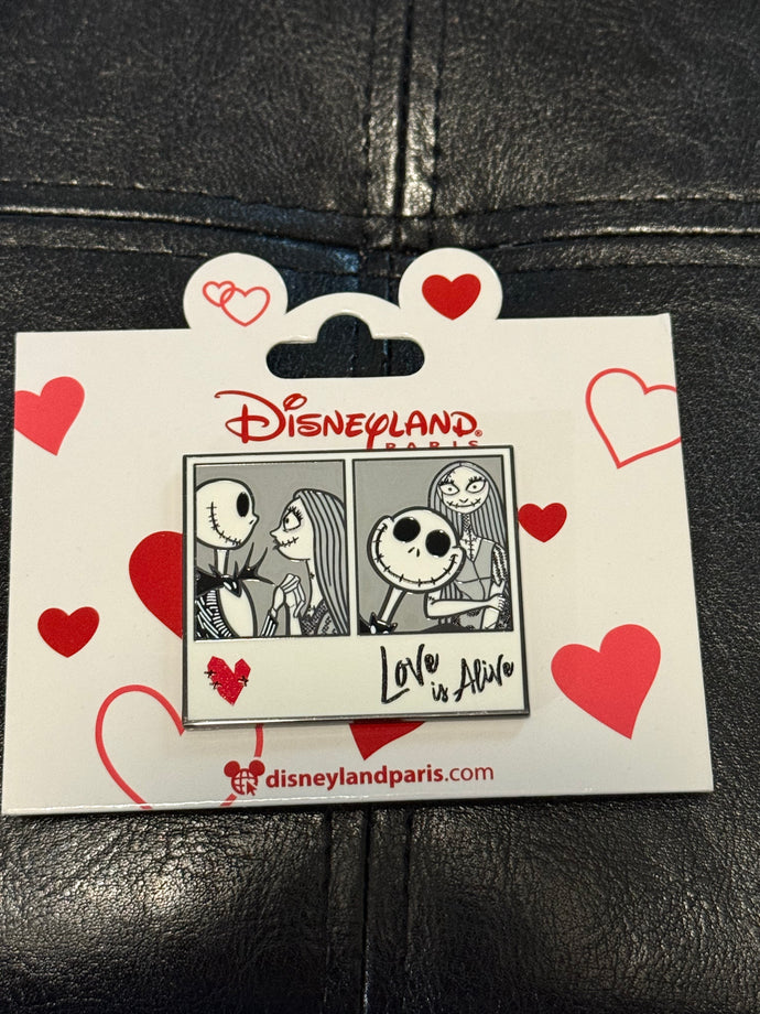 Jack and Sally Disneyland Paris Pin New on Card
