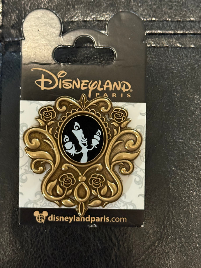 Lumiere Disneyland Paris Pin New on Card