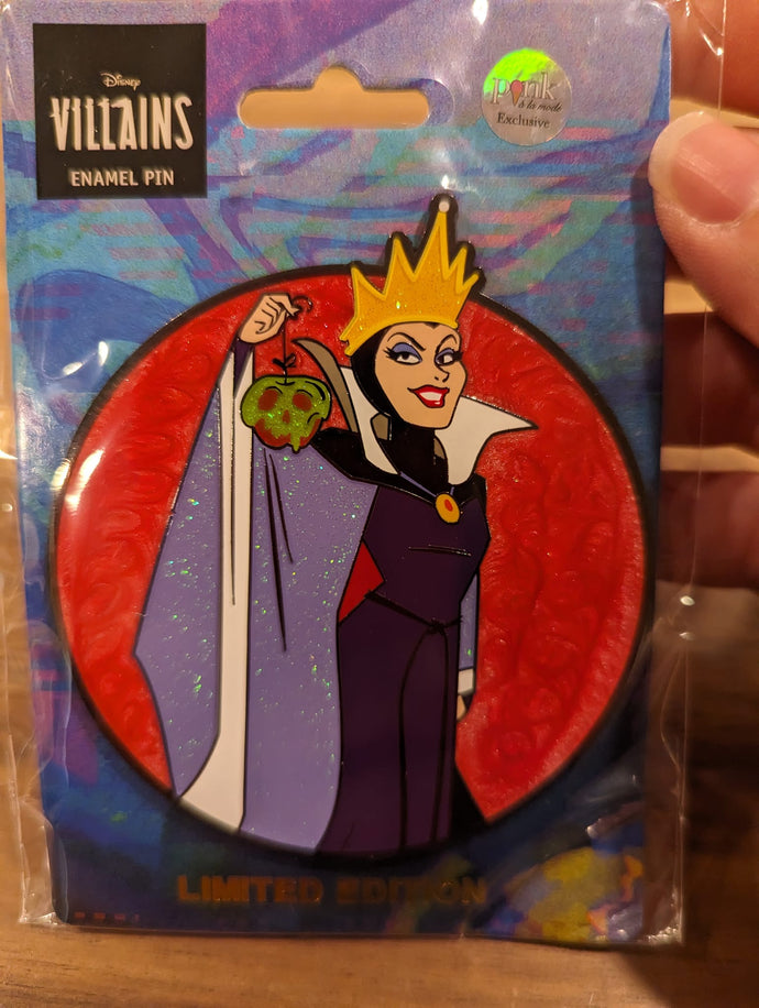 The Evil Queen Limited Edition Pin New on Card