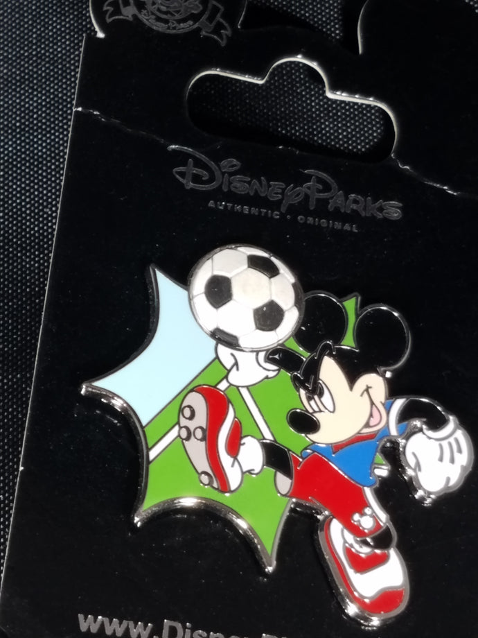 Mickey Mouse Playing Soccer Pin New on Card