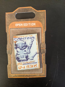 Star Wars Cantina Pin New on Card