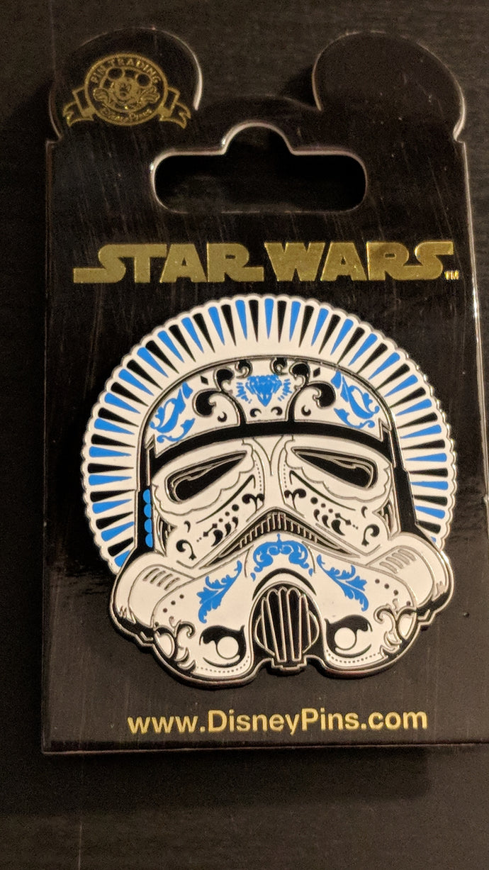 Star Wars Storm Trooper Helmet Pin New on Card