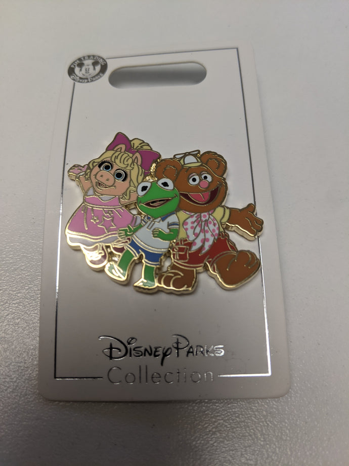 The Muppet Babies Kermit, Fozzy, and Miss Piggy Pin New on Card